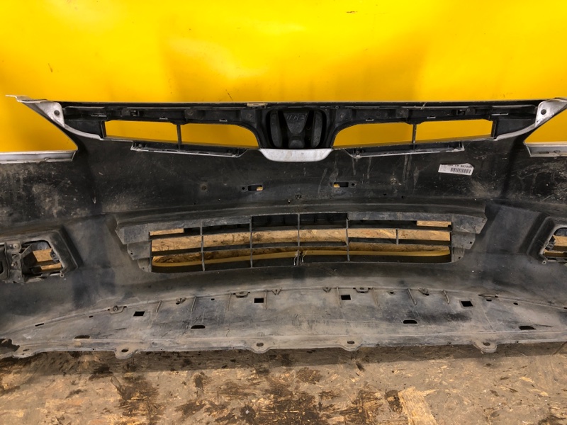 Бампер передний CIVIC 4D 06-11
