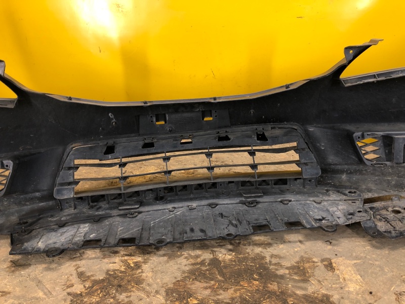 Бампер передний CIVIC 4D 06-11