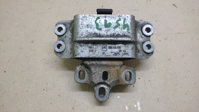 Подушка АКПП VOLKSWAGEN TIGUAN 08-17 2016 2.0 CCTA 3C0 199 555 AE Б/У