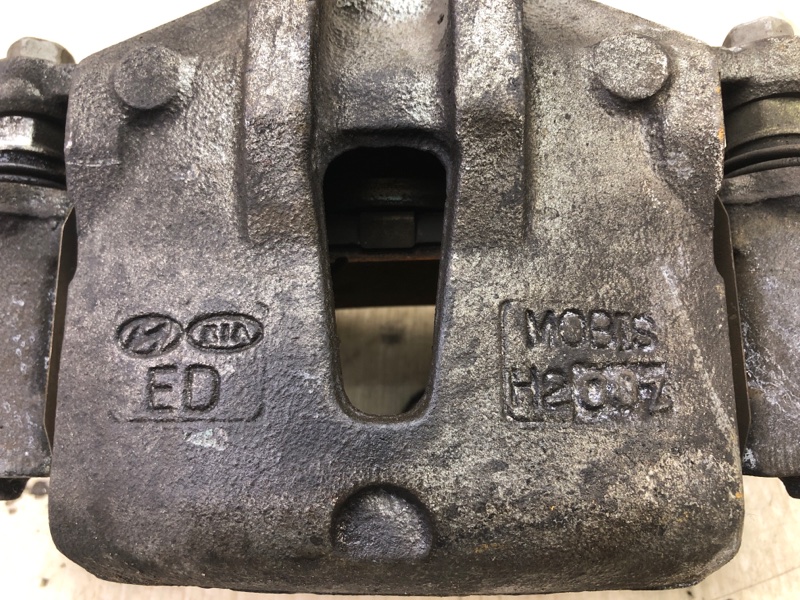 Суппорт тормозной передний левый I30 FD 07-12