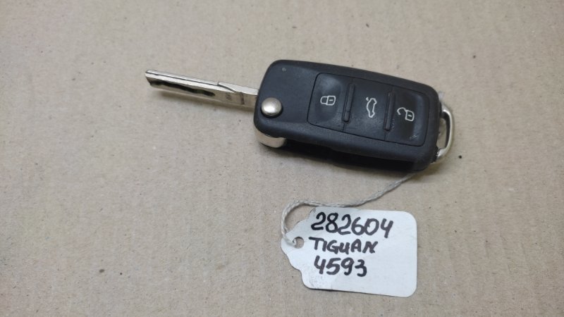 Ключ зажигания VOLKSWAGEN TIGUAN 08-17 2016 2.0 CCTA 5K0 837 202 AK Б/У