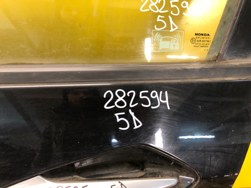 Дверь передняя левая CIVIC 5D 06-11