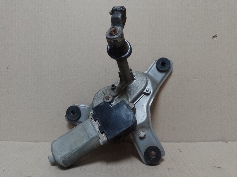 Моторчик стеклоочистителя задний TOYOTA LAND CRUISER PRADO 120 02-09 85130-60200 Б/У