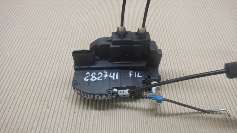 Замок двери передний левый MURANO Z50 02-07 2005 3.5 VQ35DE Замок двери передний левый MURANO Z50 02-07 2005 3.5 VQ35DE