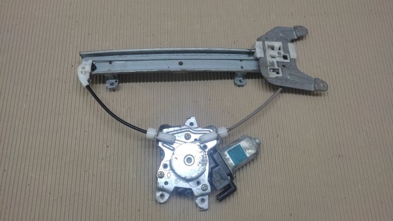 Стеклоподъемник задний правый NISSAN MURANO Z50 02-07 3.5 VQ35DE