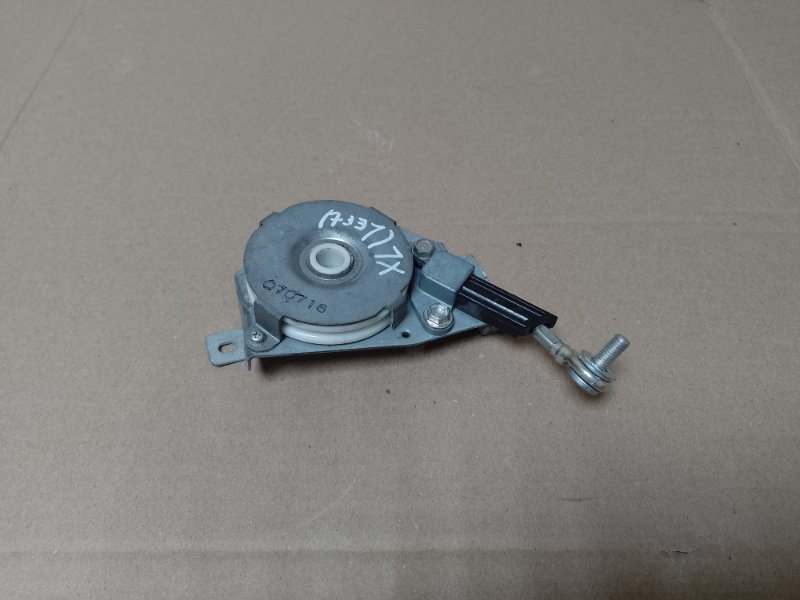 Трос замка багажника левый MITSUBISHI OUTLANDER XL 05-13 5802A009 Б/У