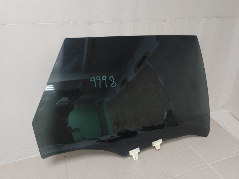 Стекло двери заднее правое NISSAN MURANO Z50 02-07 2005 3.5 VQ35DE 82300-CA000 Б/У