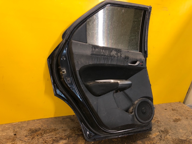 Дверь задняя левая CIVIC 5D 06-11