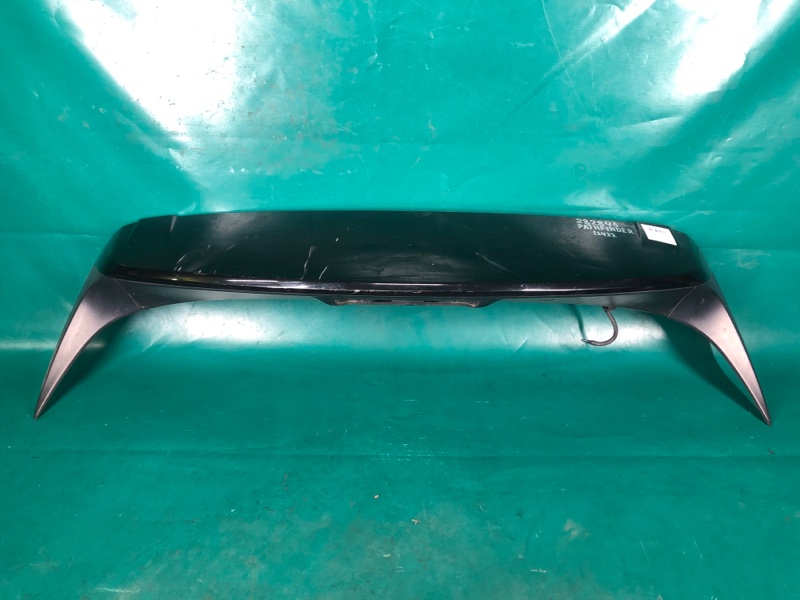 Спойлер крышки багажника NISSAN PATHFINDER R52 12-21 2020 3.5 VQ35DD 96030-3KA0E Б/У