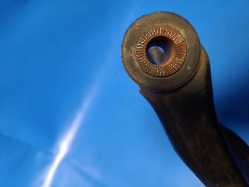 Рычаг передней подвески нижний левый TOYOTA PRIUS - 30 09-17