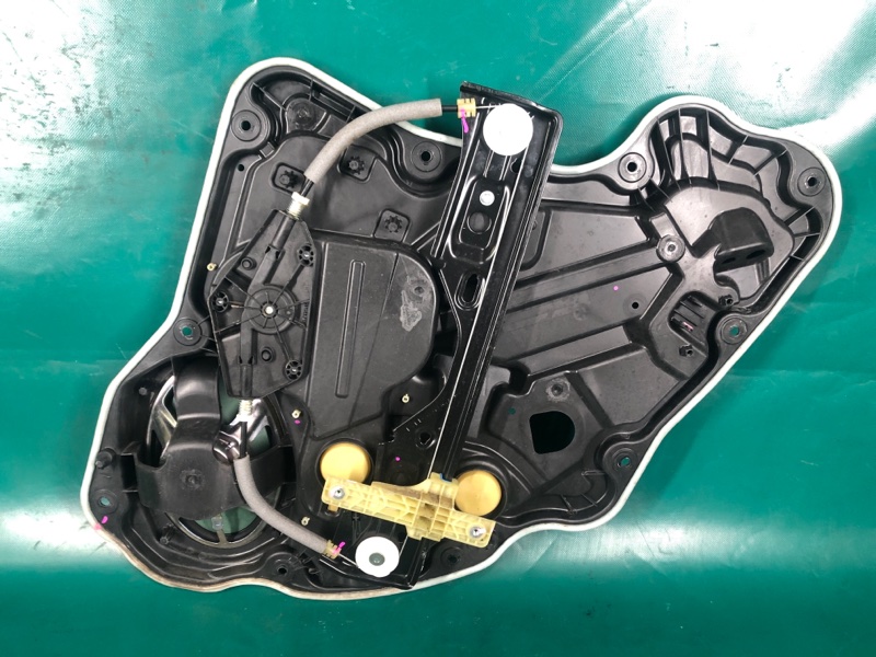 Стеклоподъемник задний левый COMPASS 17-21 2017 2.4 ED6 Стеклоподъемник задний левый COMPASS 17-21 2017 2.4 ED6