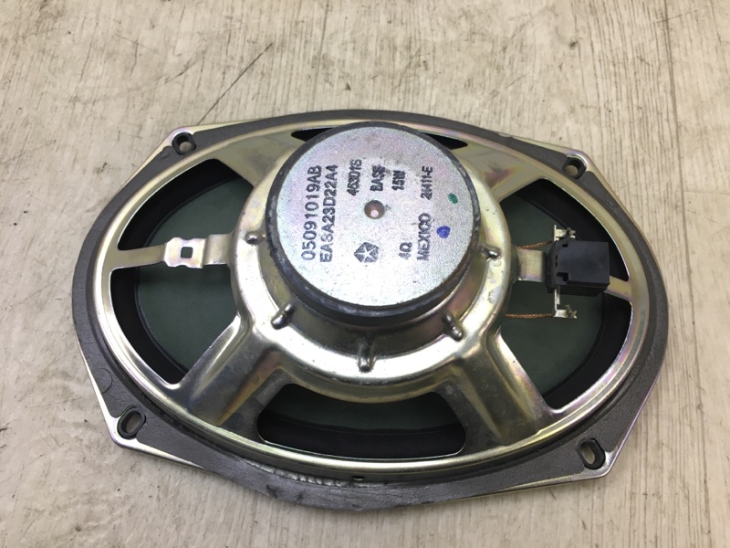 Динамик передний CHRYSLER 200 14-16 UF 2.4 ED6 Динамик передний CHRYSLER 200 14-16 UF 2.4 ED6