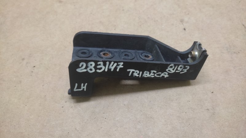 Кронштейн переднего бампера (под фарой) левый SUBARU TRIBECA B9 05-07 2006 3.0 84927XA010 Б/У