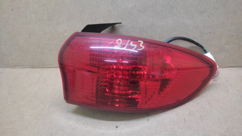 Фонарь наружный правый SUBARU TRIBECA B9 05-07 2006 3.0 84201XA14A Б/У