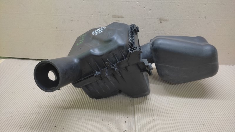 Корпус воздушного фильтра SUBARU TRIBECA B9 05-07 2006 3.0 46052AG05B Б/У