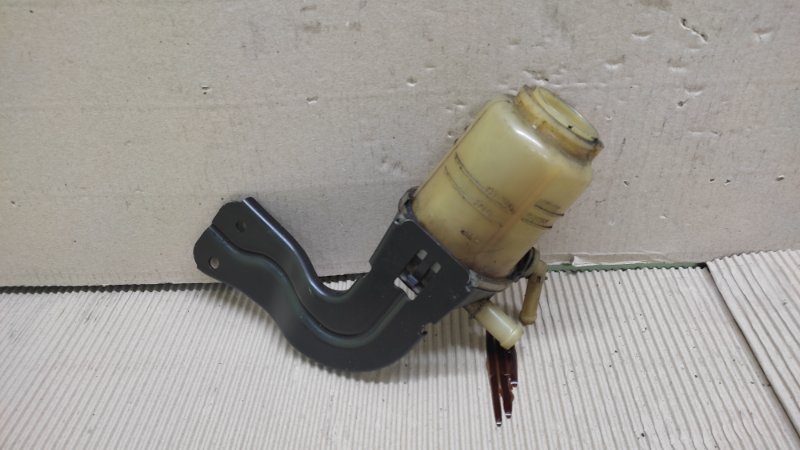 Бачок ГУР TRIBECA B9 05-07 2006 3.0 Бачок ГУР TRIBECA B9 05-07 2006 3.0