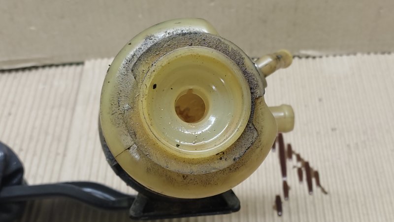 Бачок ГУР TRIBECA B9 05-07 2006 3.0 Бачок ГУР TRIBECA B9 05-07 2006 3.0