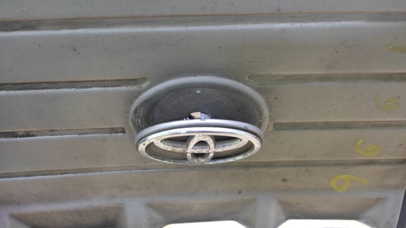 Накладка двигателя декоративная AVALON 99-05 1999 3.0 1MZFE