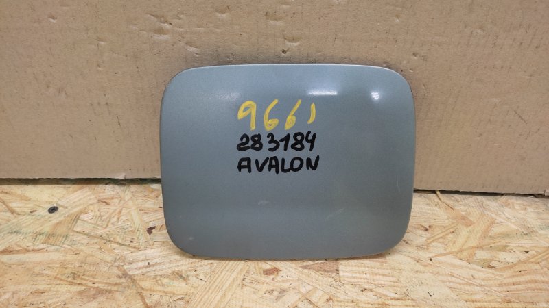 Лючок топливного бака TOYOTA AVALON 99-05 1999 3.0 1MZFE 77350-AC010 Б/У