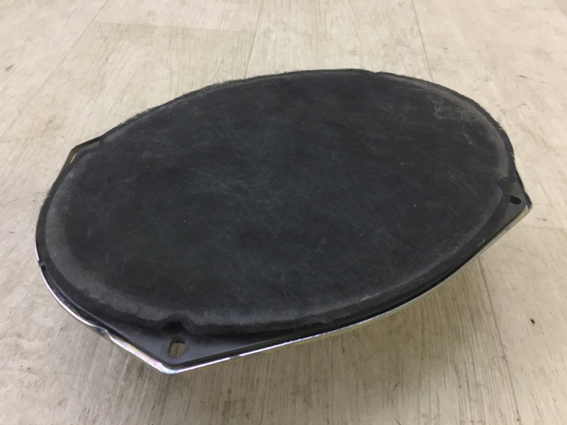 Динамик передний 200 14-16 2015 UF 2.4 ED6