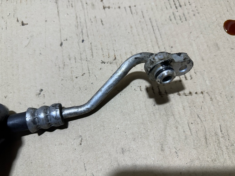 Трубка ГУР низкого давления TRIBECA B9 05-07 2006 3.0