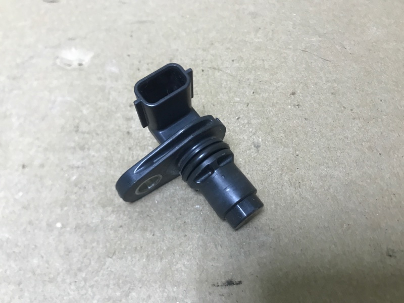 Датчик положения распредвала X-TRAIL/ROGUE T32 13-20 2018 2.5 QR25DE