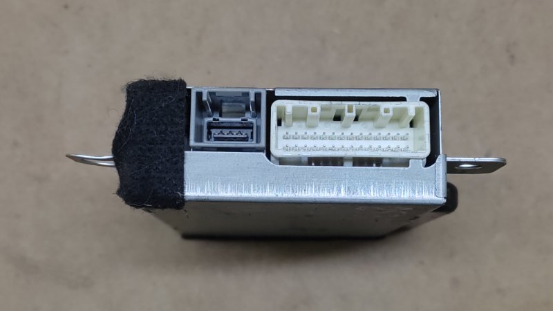 Блок управления блютуз MITSUBISHI OUTLANDER GF 12- GF8W 2.4 4J12