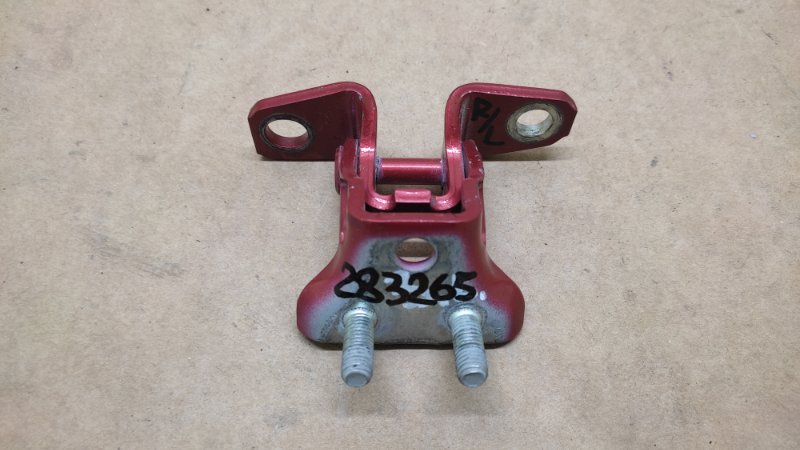 Петля двери верхняя задняя левая MITSUBISHI OUTLANDER GF 12- 2016 GF8W 2.4 4J12 5732A053 Б/У