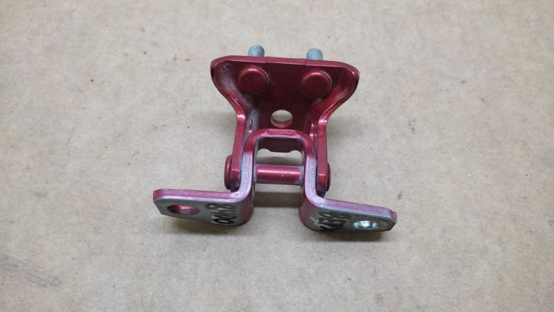 Петля двери верхняя задняя левая OUTLANDER GF 12- 2016 GF8W 2.4 4J12