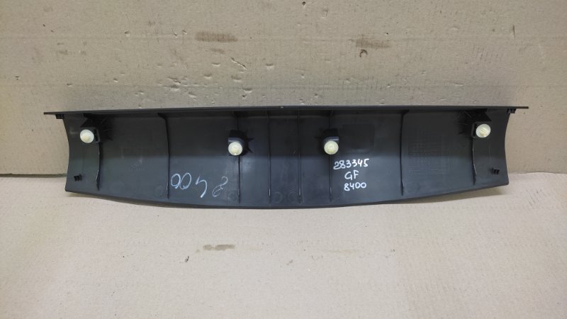 Обшивка крышки багажника OUTLANDER GF 12- 2016 GF8W 2.4 4J12