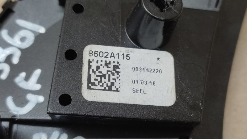 Кнопки на руль правые MITSUBISHI OUTLANDER GF 12- GF8W 2.4 4J12