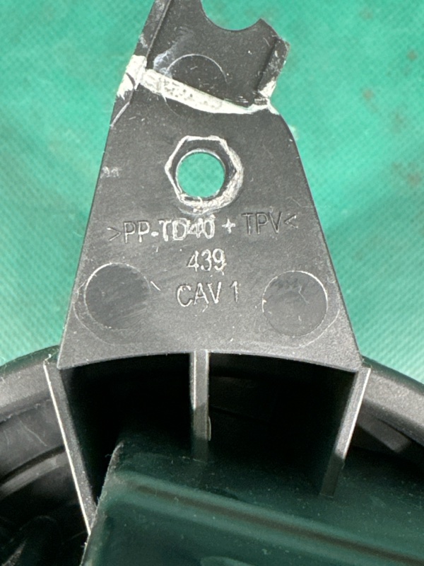 Моторчик печки COMPASS 17-21 2017 2.4 ED6 Моторчик печки COMPASS 17-21 2017 2.4 ED6