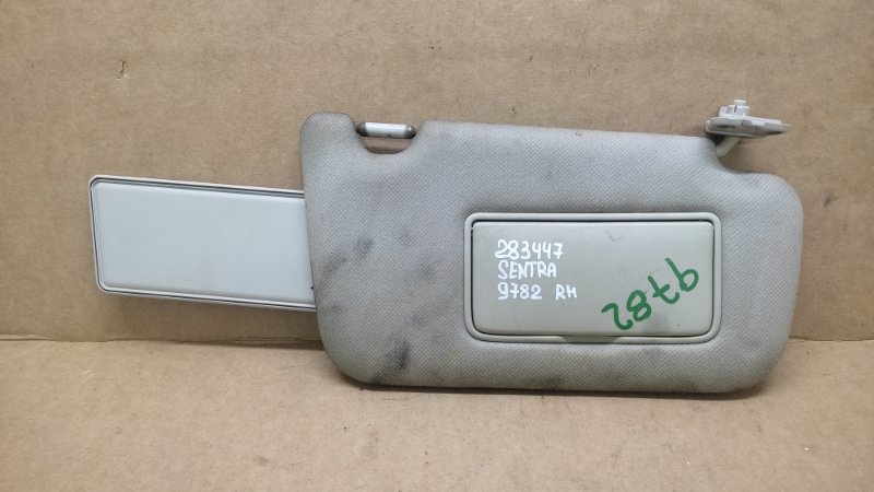 Козырек солнцезащитный правый NISSAN SENTRA B17 12-21 2013 1.8 MRA8DE 96400-3SG7A Б/У