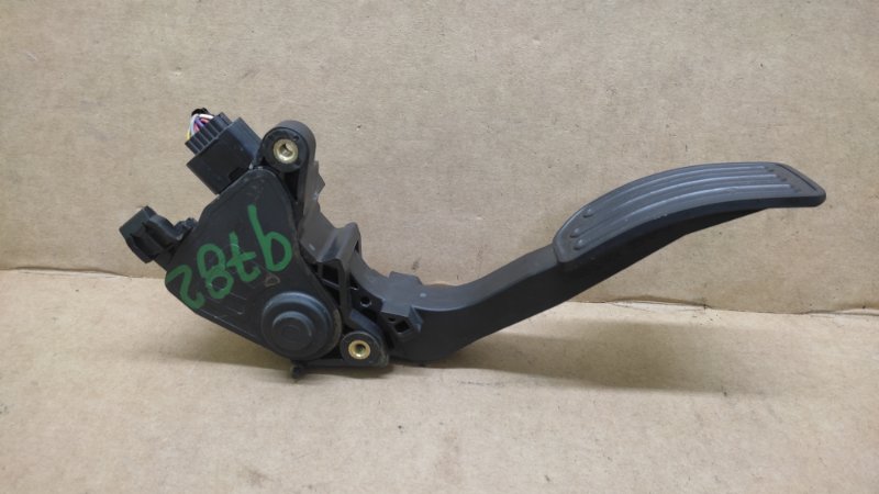 Педаль газа NISSAN SENTRA B17 12-21 1.8 MRA8DE
