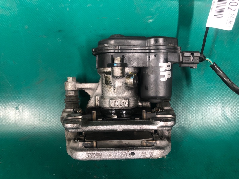 Суппорт тормозной задний правый JEEP COMPASS 17-21 2.4 ED6 Суппорт тормозной задний правый JEEP COMPASS 17-21 2.4 ED6