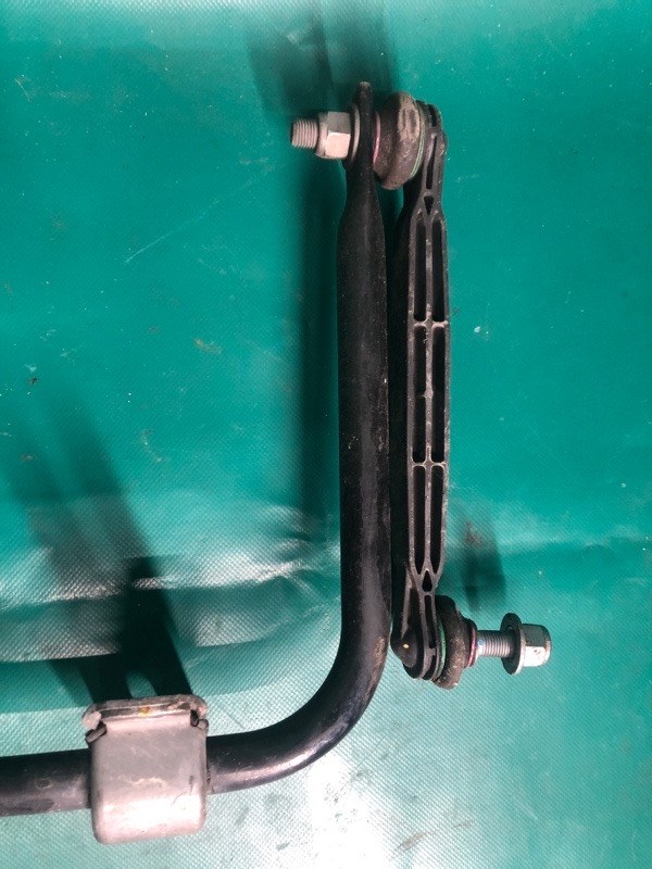 Стабилизатор задний COMPASS 17-21 2017 2.4 ED6 Стабилизатор задний COMPASS 17-21 2017 2.4 ED6