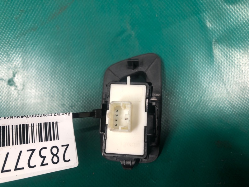 Кнопка стеклоподъемника задняя левая COMPASS 17-21 2017 2.4 ED6 Кнопка стеклоподъемника задняя левая COMPASS 17-21 2017 2.4 ED6