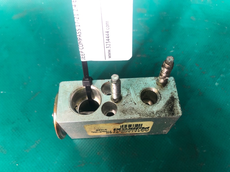 Клапан кондиционера JEEP COMPASS 17-21 2.4 ED6 Клапан кондиционера JEEP COMPASS 17-21 2.4 ED6