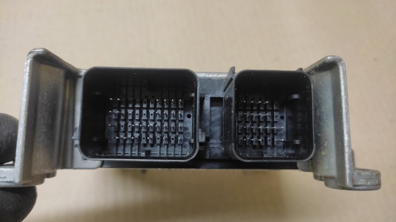 Блок управления AIRBAG MAZDA 3 BK 03-08 SEDAN 2.3 Блок управления AIRBAG MAZDA 3 BK 03-08 SEDAN 2.3