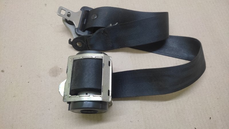 Ремень безопасности правый 3 BK 03-08 2005 SEDAN 2.3