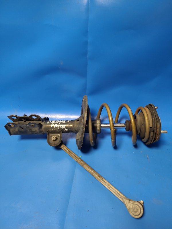 Запчасть амортизатор передний правый TOYOTA PRIUS PLUS 11-14 48510-80546 Б/У Амортизатор передний правый TOYOTA PRIUS PLUS 11-14 48510-80546 Б/У