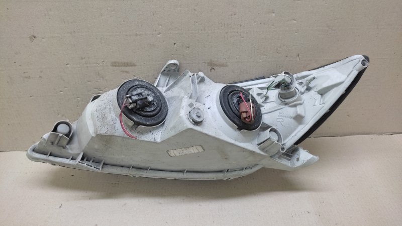 Фара правая CAMRY 30 02-06