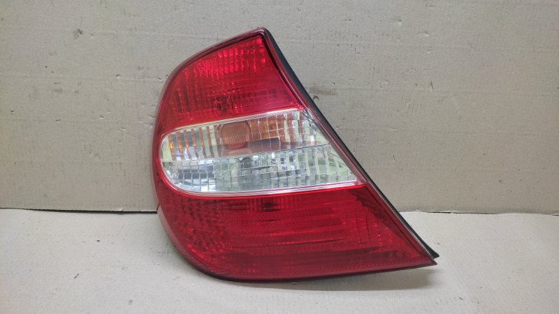 Запчасть фонарь наружный левый TOYOTA CAMRY 30 02-06 81560-AA050 Б/У Фонарь наружный левый TOYOTA CAMRY 30 02-06 81560-AA050 Б/У