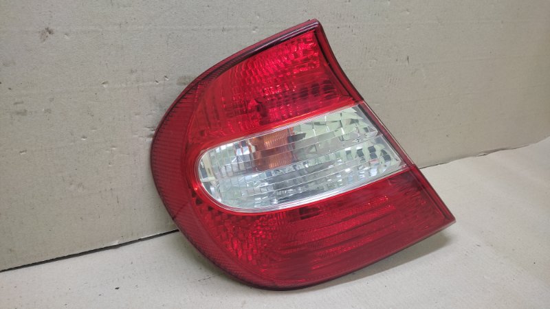 Фонарь наружный левый CAMRY 30 02-06 Фонарь наружный левый CAMRY 30 02-06