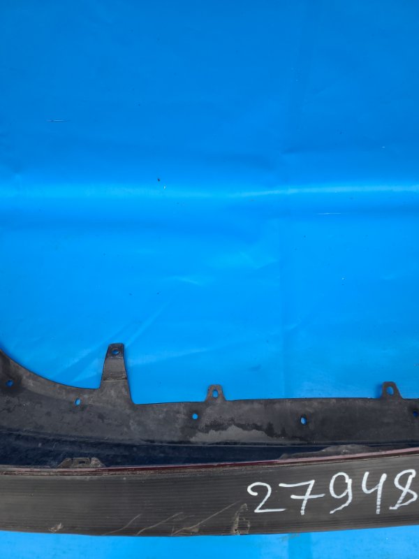 Бампер задний PRIUS - 30 09-17