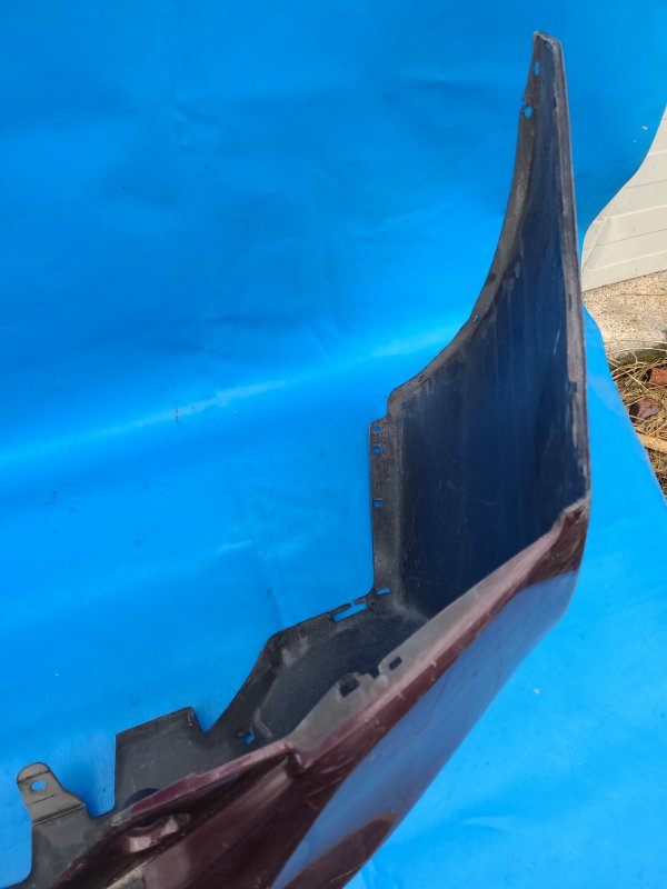 Бампер задний PRIUS - 30 09-17