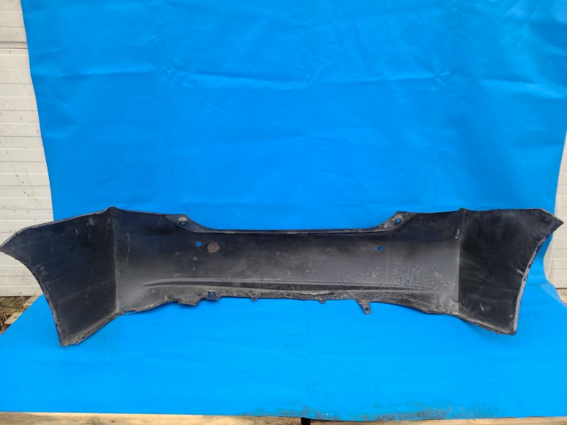 Бампер задний PRIUS - 30 09-17