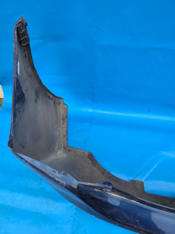 Бампер задний PRIUS - 30 09-17