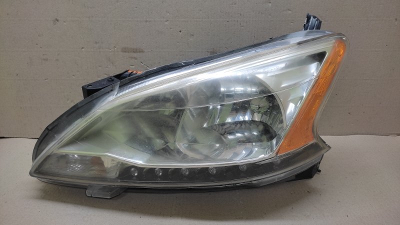 Запчасть фара левая NISSAN SENTRA B17 12-21 2015 Седан 1.8 MRA8DE 26060-3SG2A Б/У Фара левая NISSAN SENTRA B17 12-21 2015 Седан 1.8 MRA8DE 26060-3SG2A Б/У