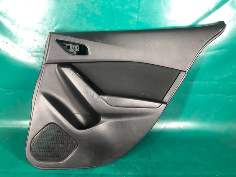 Карта двери задняя правая MAZDA 3 BM 13-19 2017 2.0L 4 BHN9-68-520C02 Б/У
